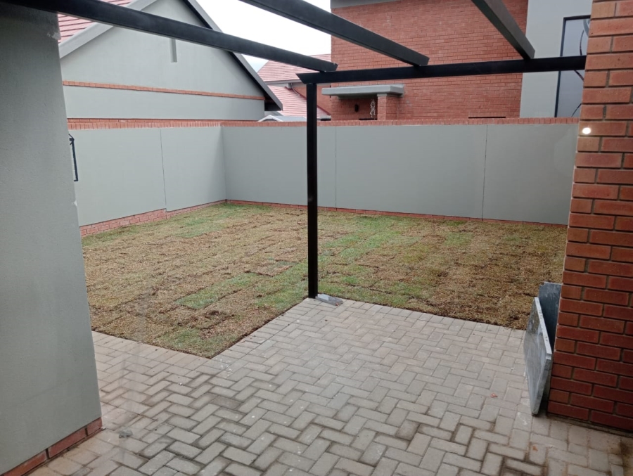 To Let 3 Bedroom Property for Rent in Somerton Estate Free State